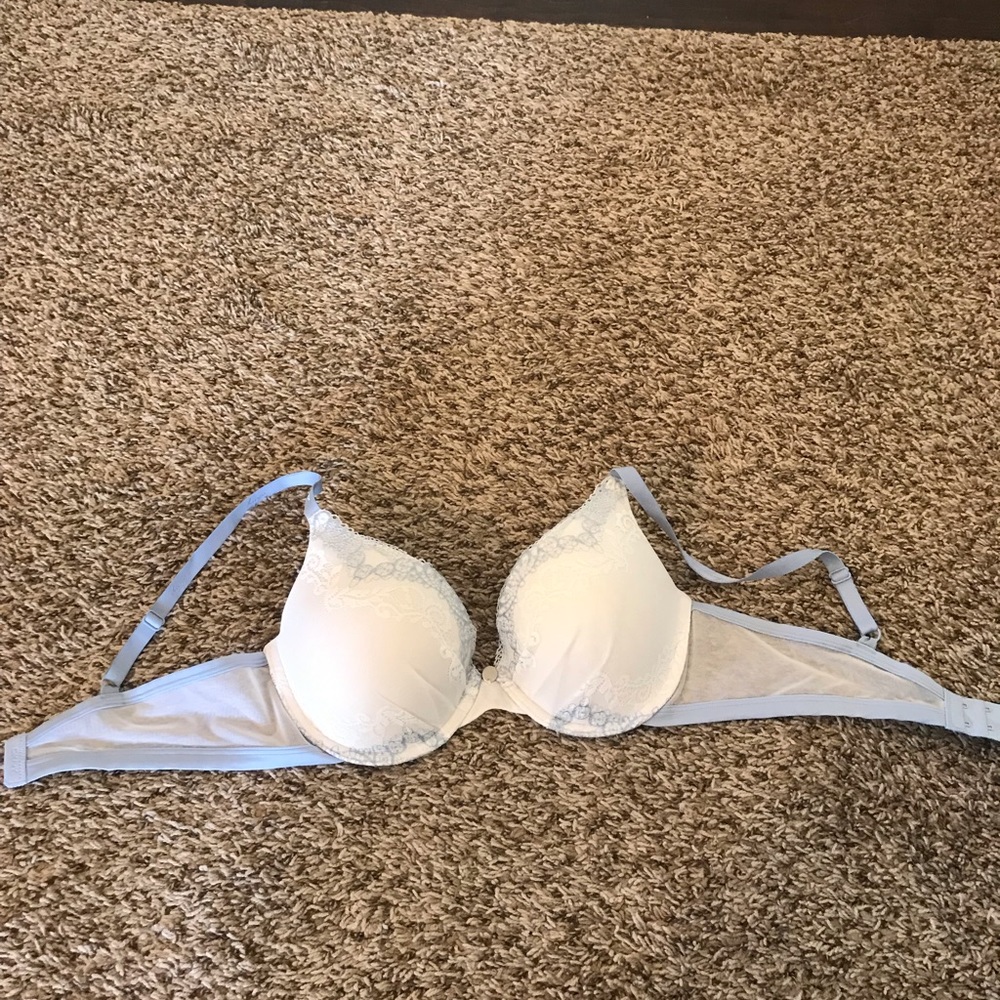 DKNY push-up